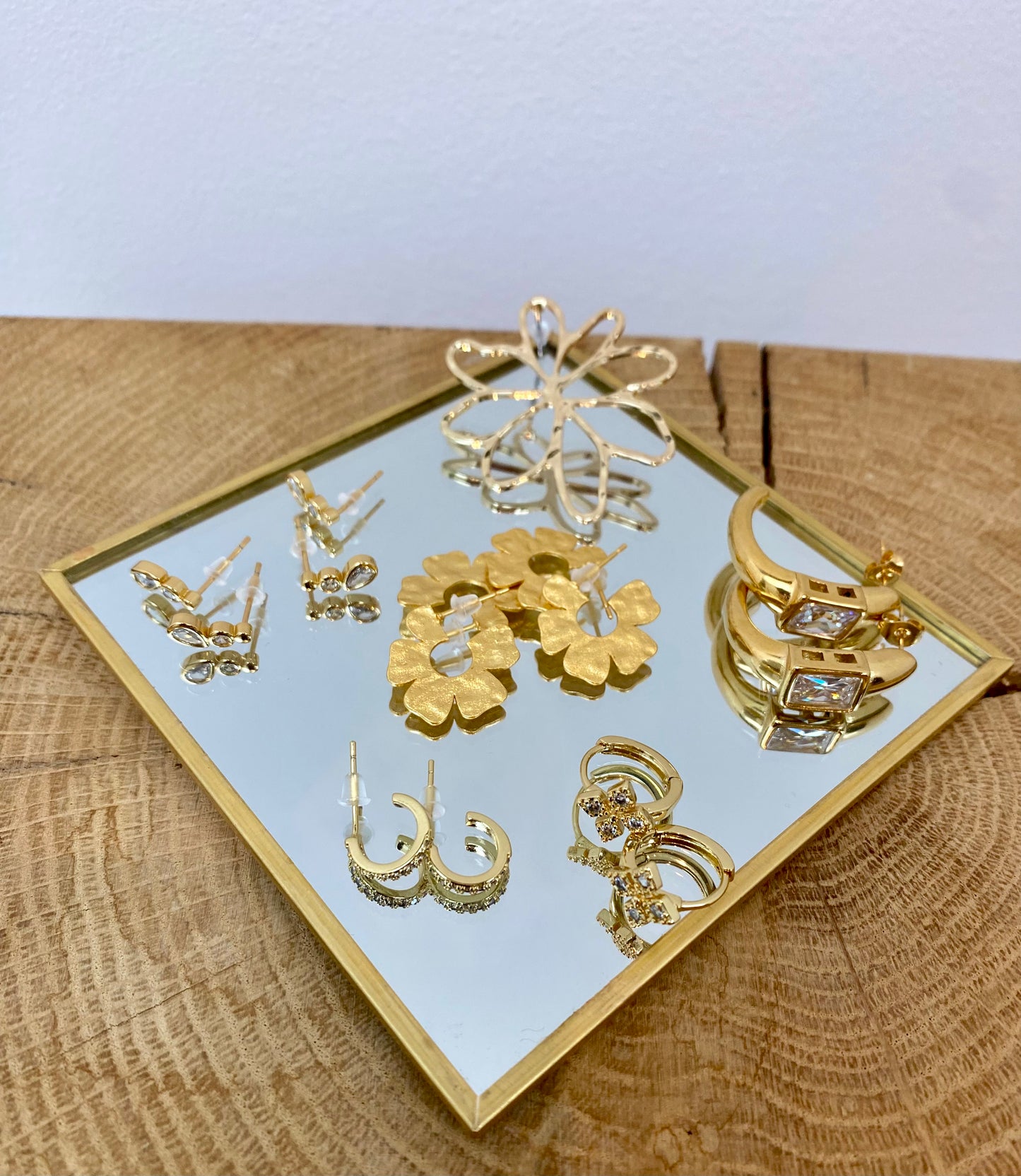 Boucles d'oreilles Fleurs et zircons