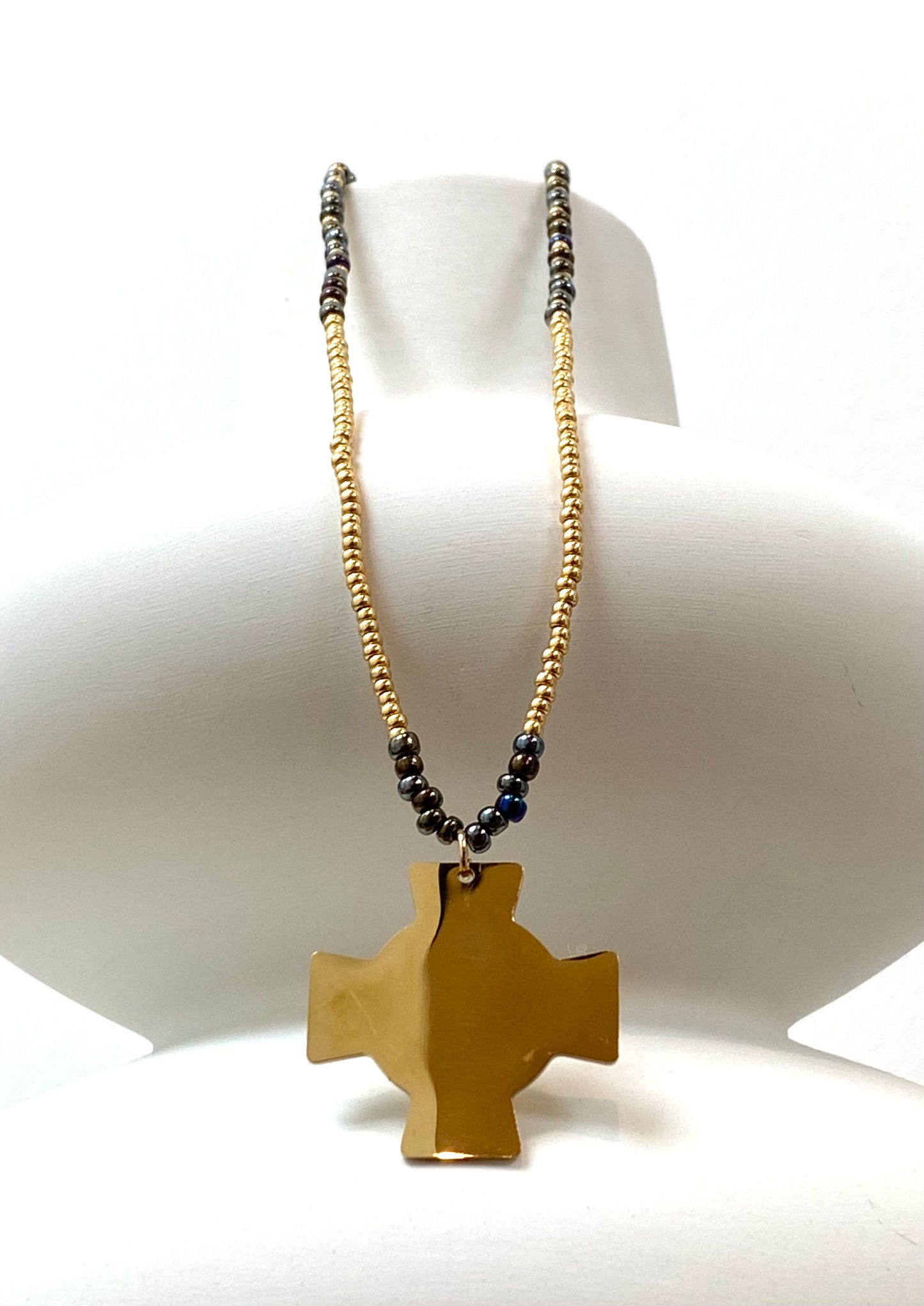 Sautoir Perles et Croix