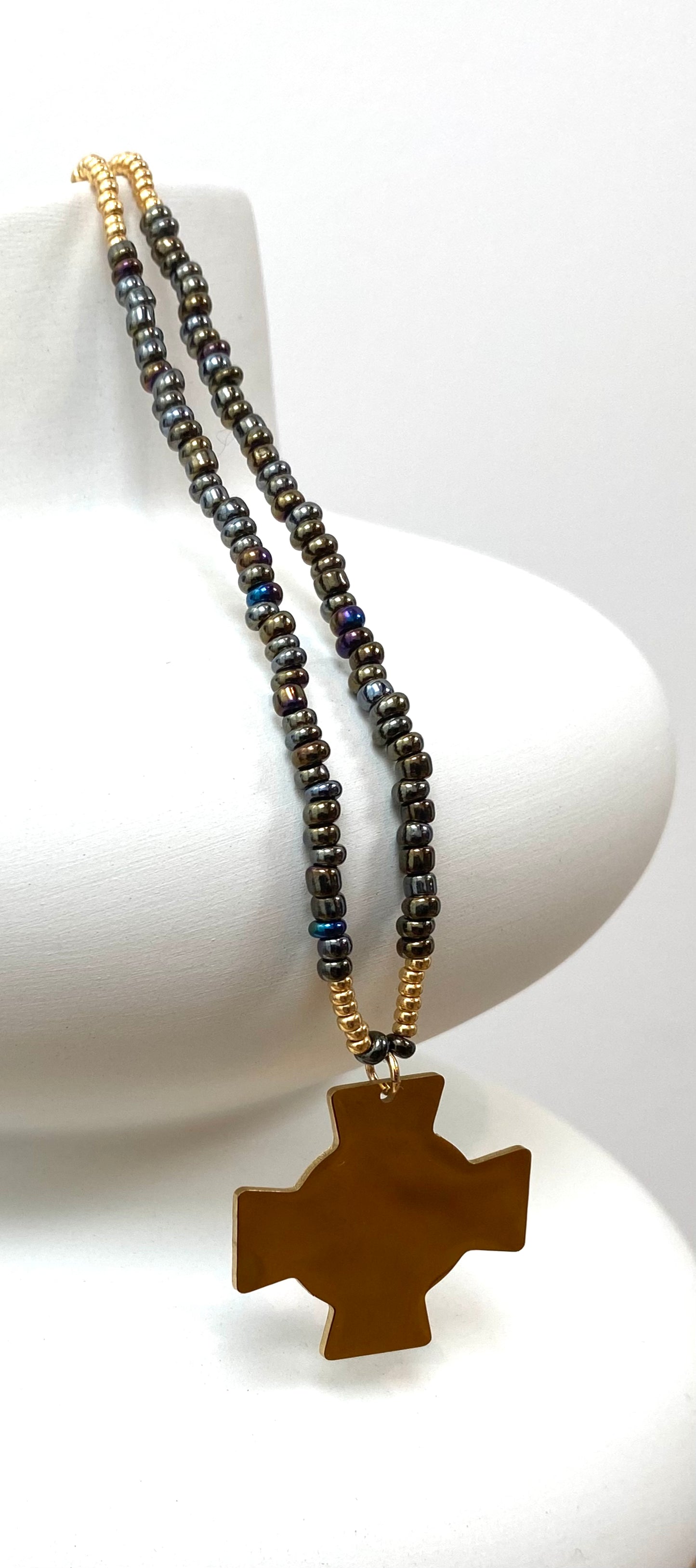 Sautoir Perles et Croix