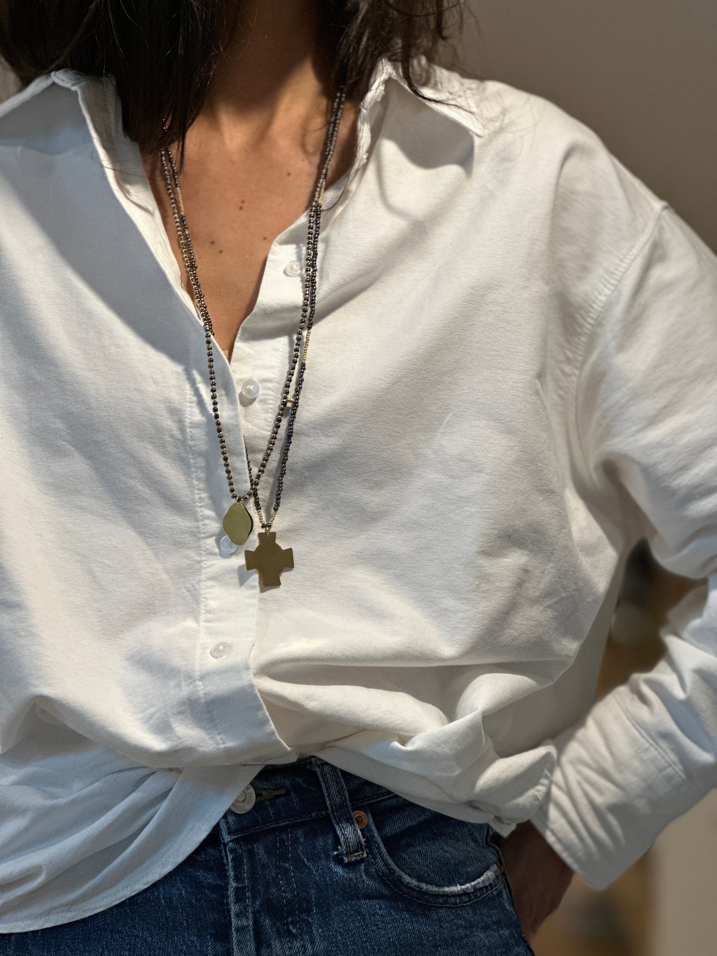 Sautoir Perles et pastille dorée