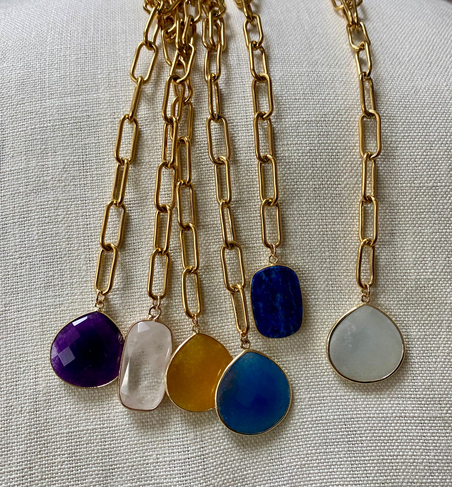 Sautoir Chaine trombone Pierre de Couleur