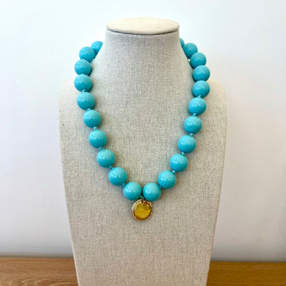 Colliers perles de couleur