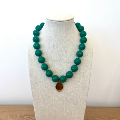 Colliers perles de couleur
