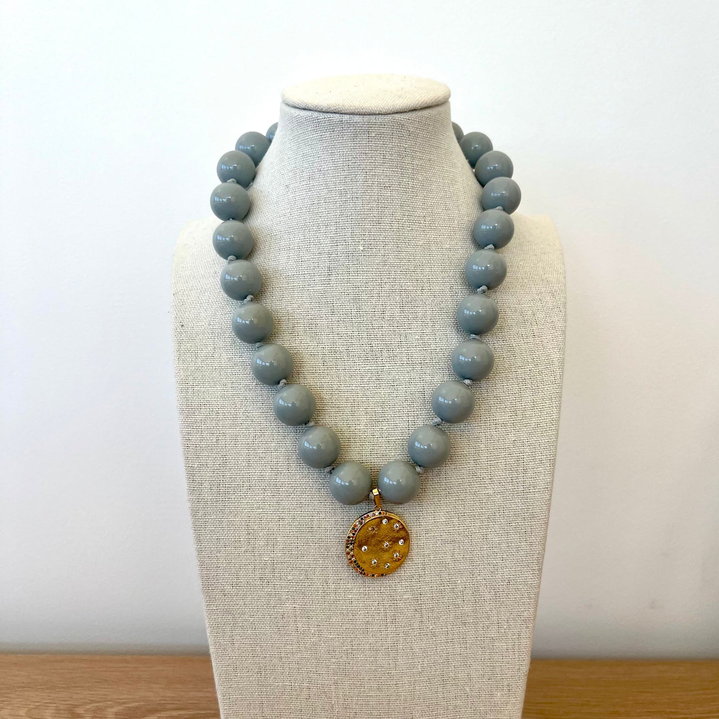 Colliers perles de couleur
